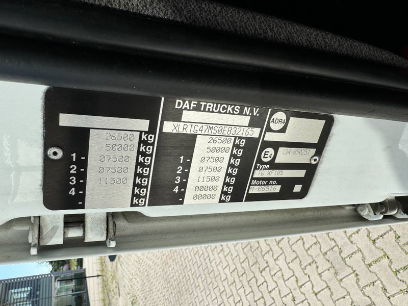 Cabeza tractora DAF XF 105.410 - 6x2 / Manual Gearbox: foto 17