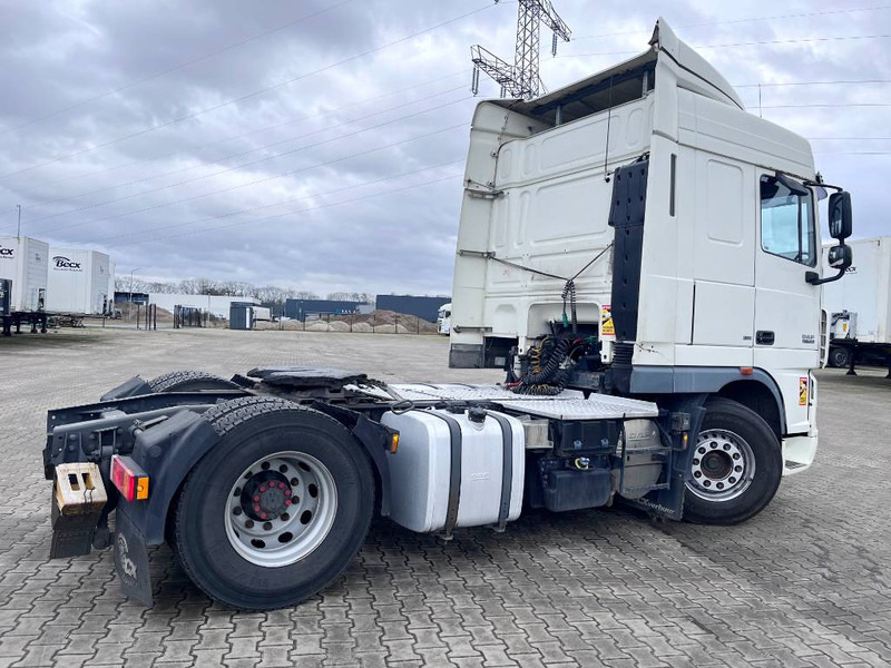 DAF XF 105.410 Automatic Gearbox / Euro 5 - Cabeza tractora: foto 4 DAF XF 105.410 Automatic Gearbox / Euro 5 - Cabeza tractora: foto 4