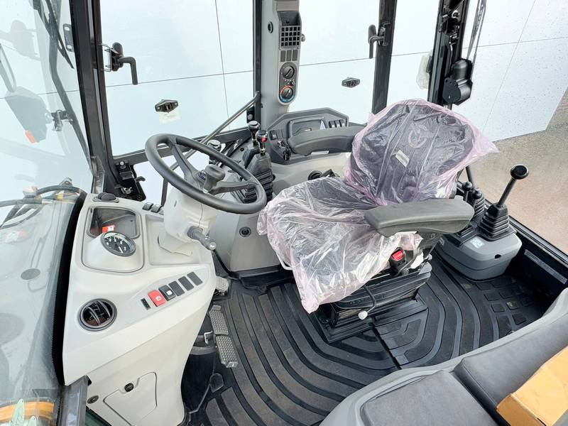Retroexcavadora Case 570SV 4WD - 4/1 Bucket / Telescopic Boom / AC: foto 5