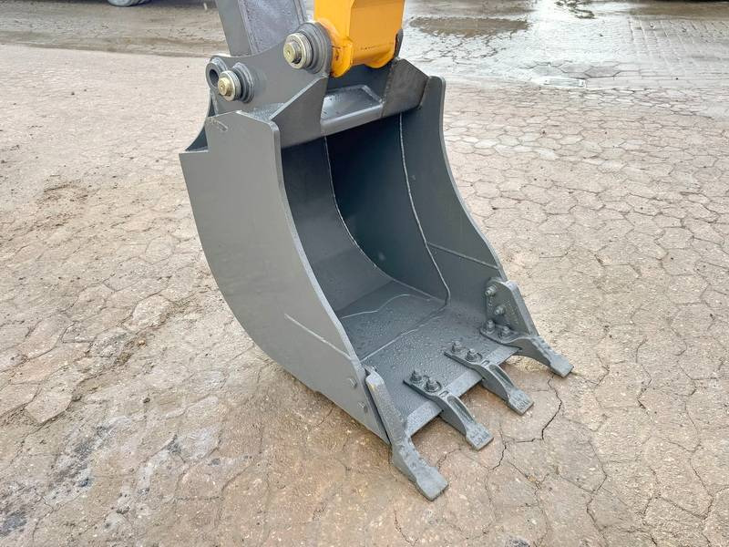 Retroexcavadora Case 570SV 4WD - 4/1 Bucket / Telescopic Boom / AC: foto 18
