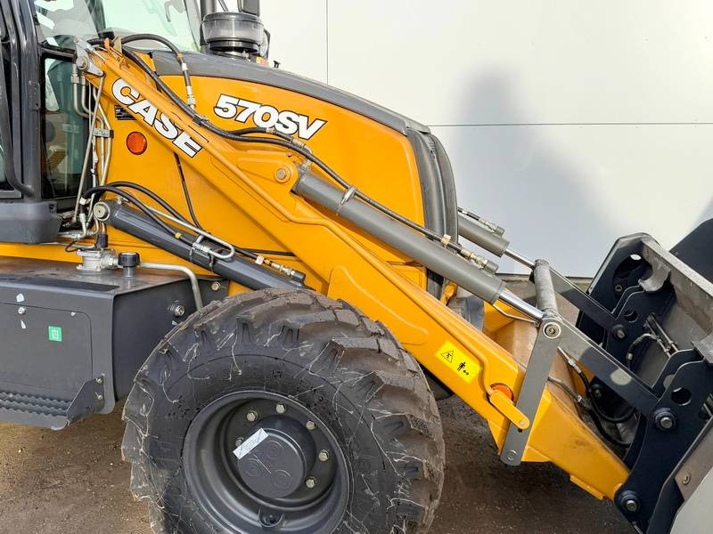 Retroexcavadora Case 570SV 4WD - 4/1 Bucket / Telescopic Boom / AC: foto 13
