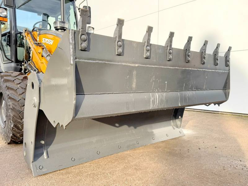 Retroexcavadora Case 570SV 4WD - 4/1 Bucket / Telescopic Boom / AC: foto 11