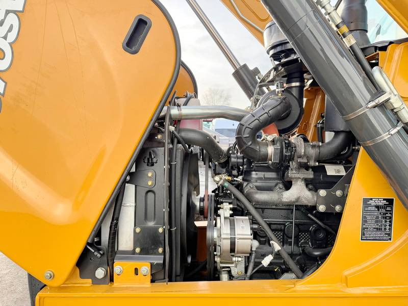 Retroexcavadora Case 570SV 4WD - 4/1 Bucket / Telescopic Boom / AC: foto 19