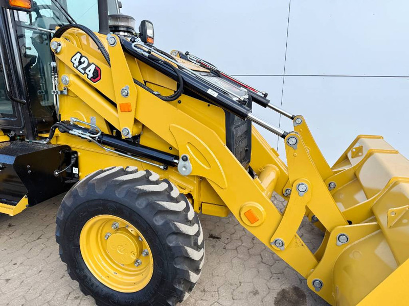Retroexcavadora nuevo Cat 424 4WD - Hammer Lines / Airco / Side Shift: foto 15