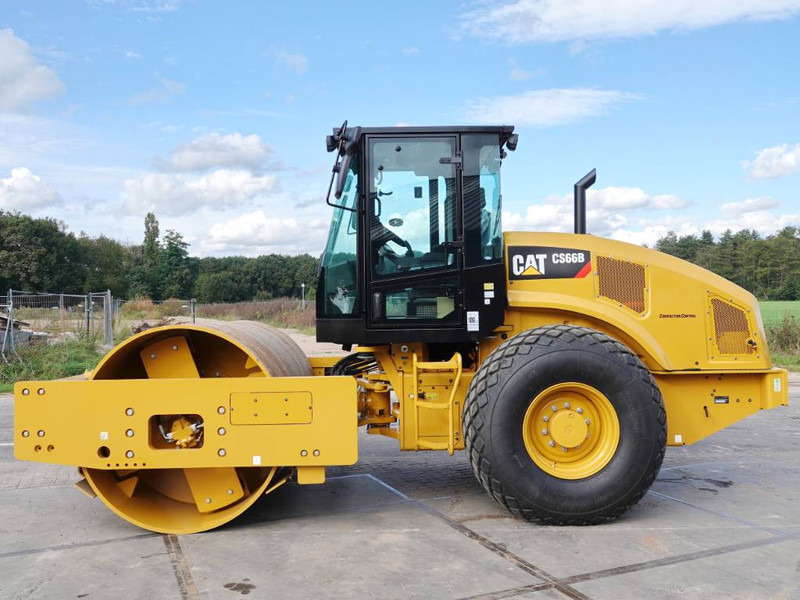 Cat CS66B - CE Certified / Low Hours - Rodillo: foto 1 Cat CS66B - CE Certified / Low Hours - Rodillo: foto 1