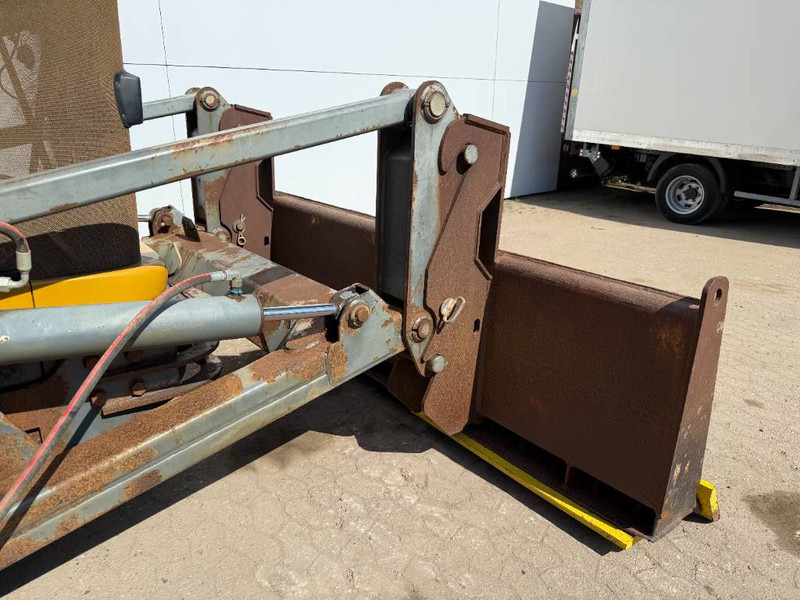 Tractor de cadenas Cat Challenger MT865B - German Machine / Front Blade: foto 16