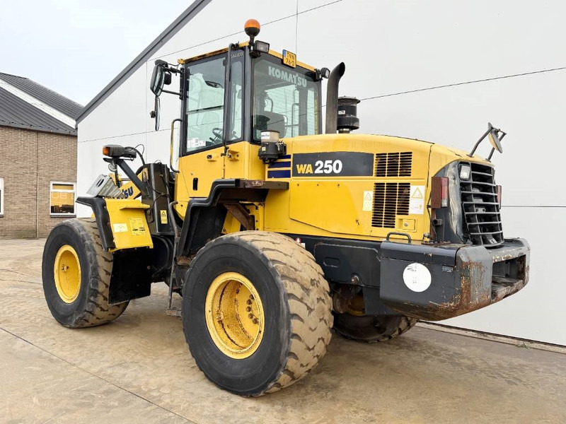 Komatsu WA250-5 - Dutch Machine / 3rd Function - Cargadora de ruedas: foto 3 Komatsu WA250-5 - Dutch Machine / 3rd Function - Cargadora de ruedas: foto 3