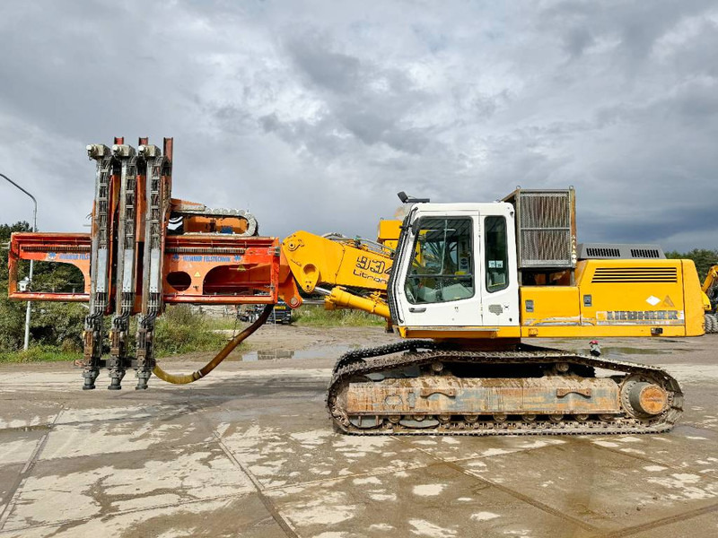 Liebherr R934 HDS + Wimmer Drill / 3 Tamrock HE122 - Excavadora de cadenas: foto 1 Liebherr R934 HDS + Wimmer Drill / 3 Tamrock HE122 - Excavadora de cadenas: foto 1