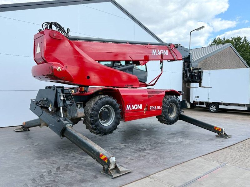 MAGNI RTH5.30 - Remote Control / 4x4x4 / Airco - Manipulador telescópico: foto 5 MAGNI RTH5.30 - Remote Control / 4x4x4 / Airco - Manipulador telescópico: foto 5