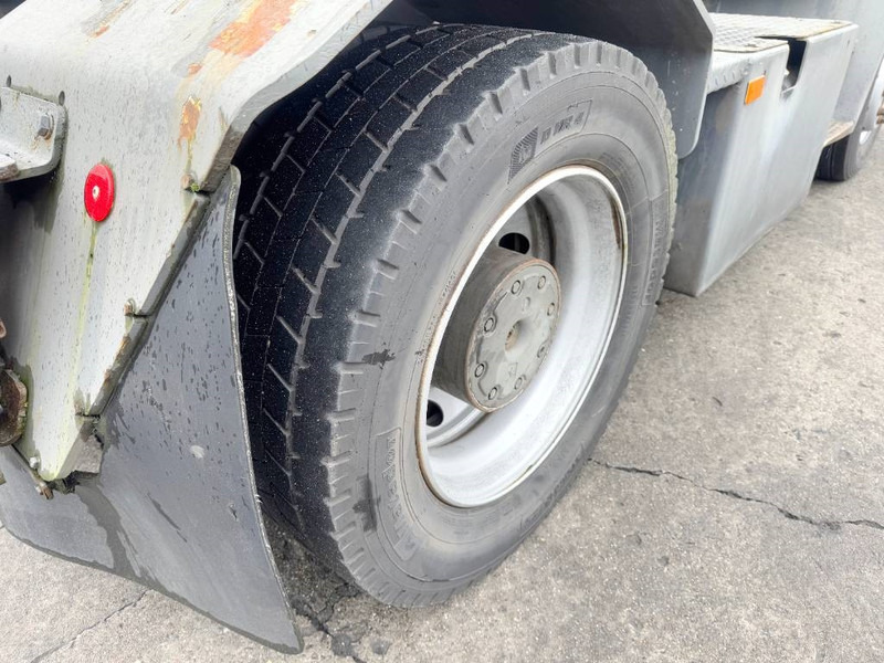 Tractor industrial Terberg YT222 - Dutch truck / Automatic / 55t Payload: foto 13 Tractor industrial Terberg YT222 - Dutch truck / Automatic / 55t Payload: foto 13