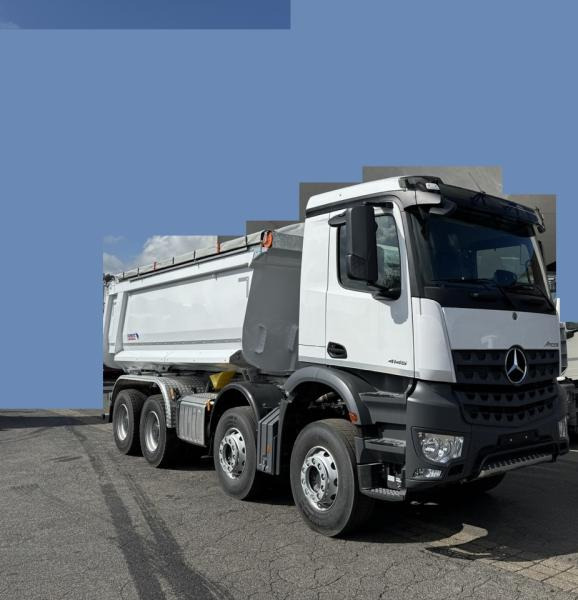 Camión volquete nuevo Mercedes Arocs 4145 K: foto 1