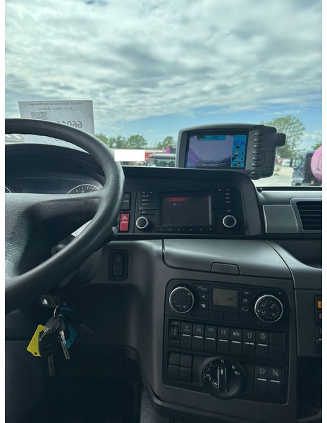 Camión de basura MAN TGS 28.320: foto 15