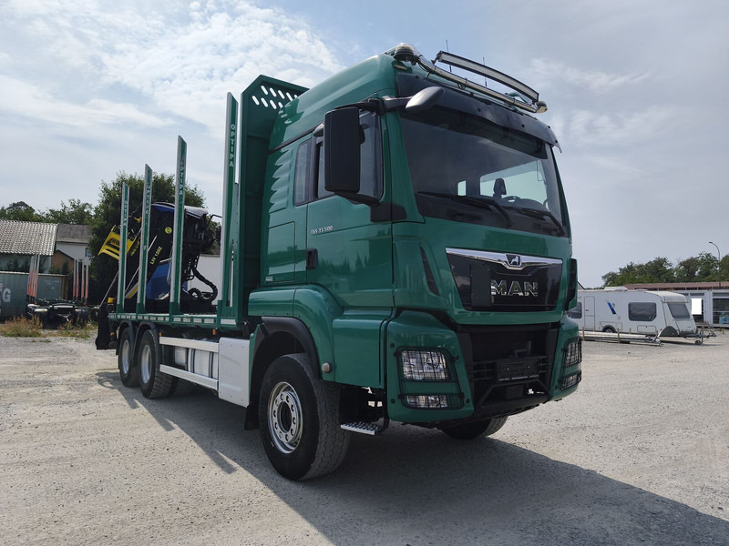 MAN TGX 33.500 Holz LKW Euro6 6x4 (9) - Camión forestal, Camión grúa: foto 2 MAN TGX 33.500 Holz LKW Euro6 6x4 (9) - Camión forestal, Camión grúa: foto 2