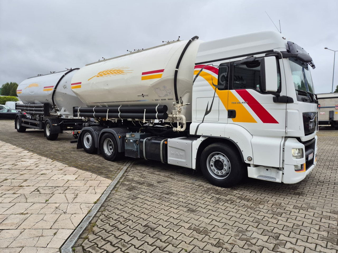 MAN TGS 26.480 Spritzer / 1 Owner /for transporting bulk materials - Camión: foto 3 MAN TGS 26.480 Spritzer / 1 Owner /for transporting bulk materials - Camión: foto 3