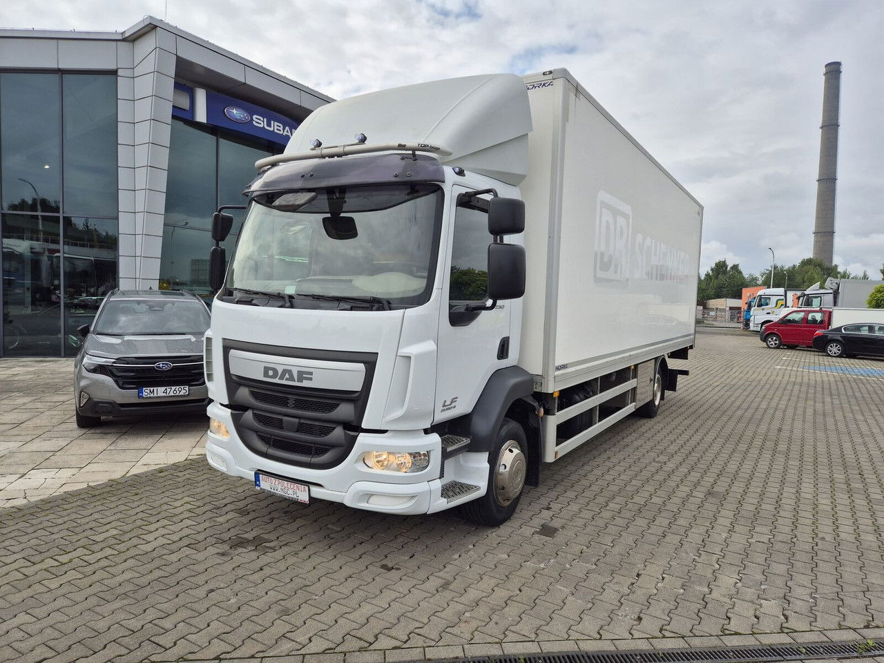 DAF LF 250 FA / 3 Seats / Works Great - Camión caja cerrada: foto 2 DAF LF 250 FA / 3 Seats / Works Great - Camión caja cerrada: foto 2