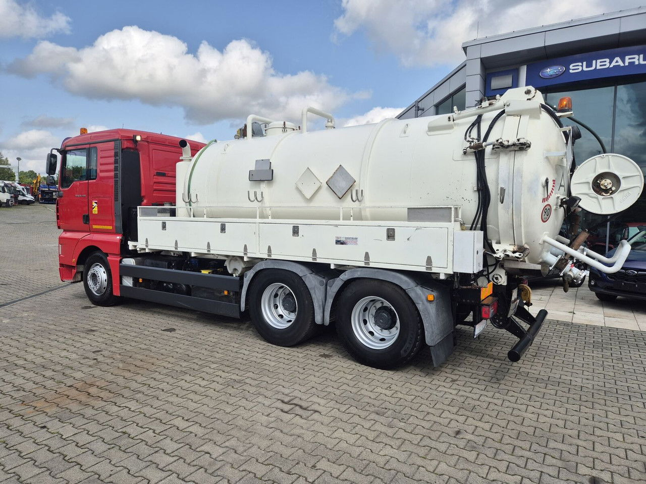 Leasing de MAN TGA 26.400 ADR / Jurop / 6X4 / 12m3+1m3 / 1 Owner  MAN TGA 26.400 ADR / Jurop / 6X4 / 12m3+1m3 / 1 Owner: foto 10