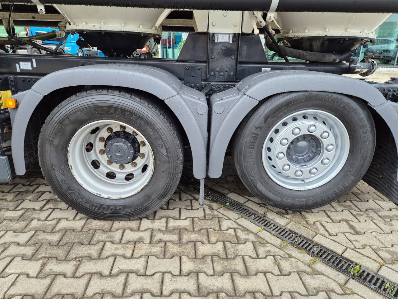 Camión cisterna MAN TGS 26.480 Spritzer SILO: foto 21