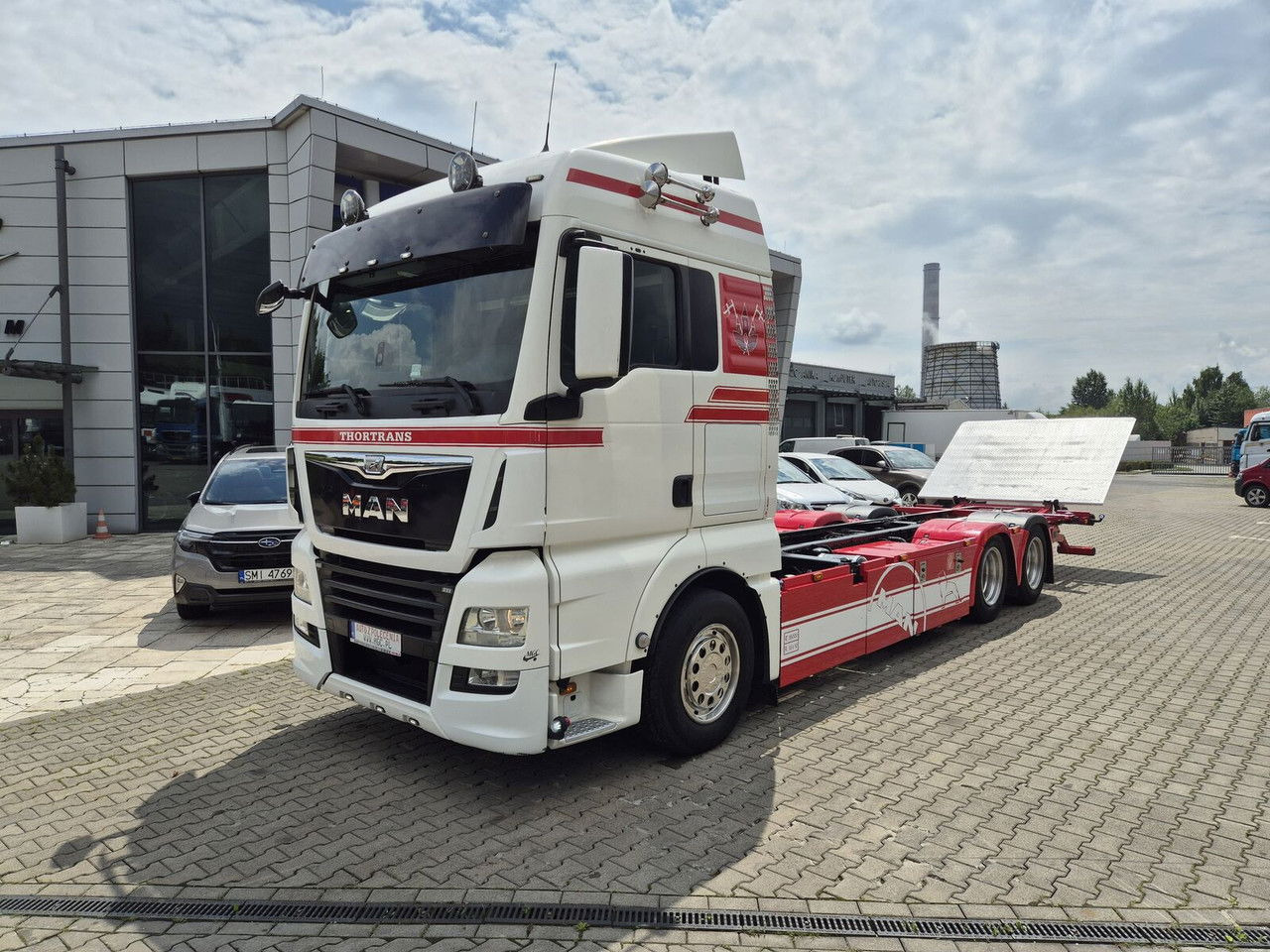 MAN TGX 28 28.420 , 6x2-2 LL / Trailer HFR KM 20 / 1 Owner / E6 /Techni - Camión portacontenedore/ Intercambiable: foto 1 MAN TGX 28 28.420 , 6x2-2 LL / Trailer HFR KM 20 / 1 Owner / E6 /Techni - Camión portacontenedore/ Intercambiable: foto 1