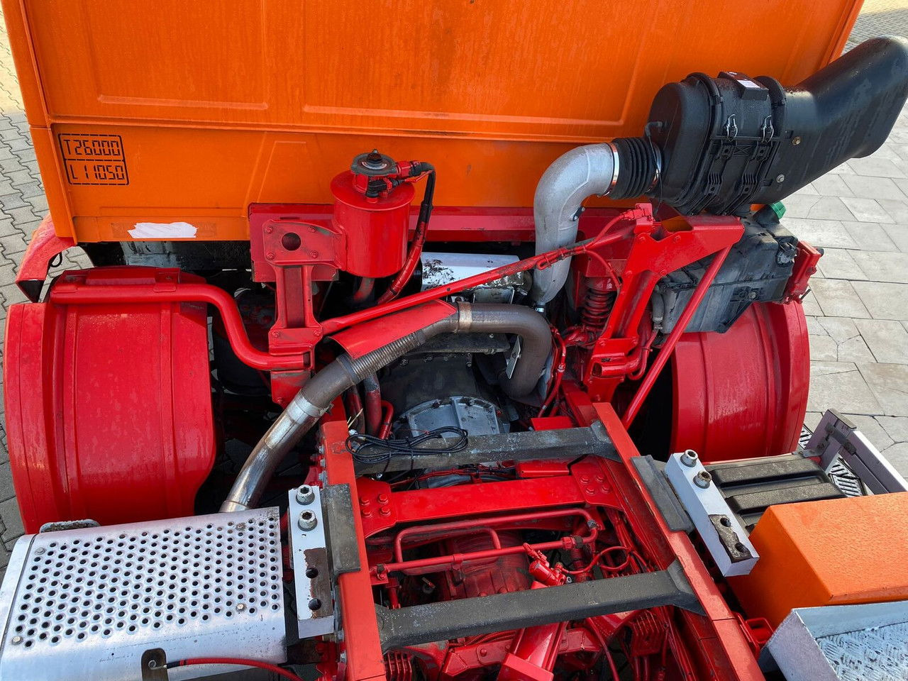 Camión chasis Mercedes-Benz Eqonic 2628 - 1 Owner - Euro6 - LOW KM: foto 12 Camión chasis Mercedes-Benz Eqonic 2628 - 1 Owner - Euro6 - LOW KM: foto 12