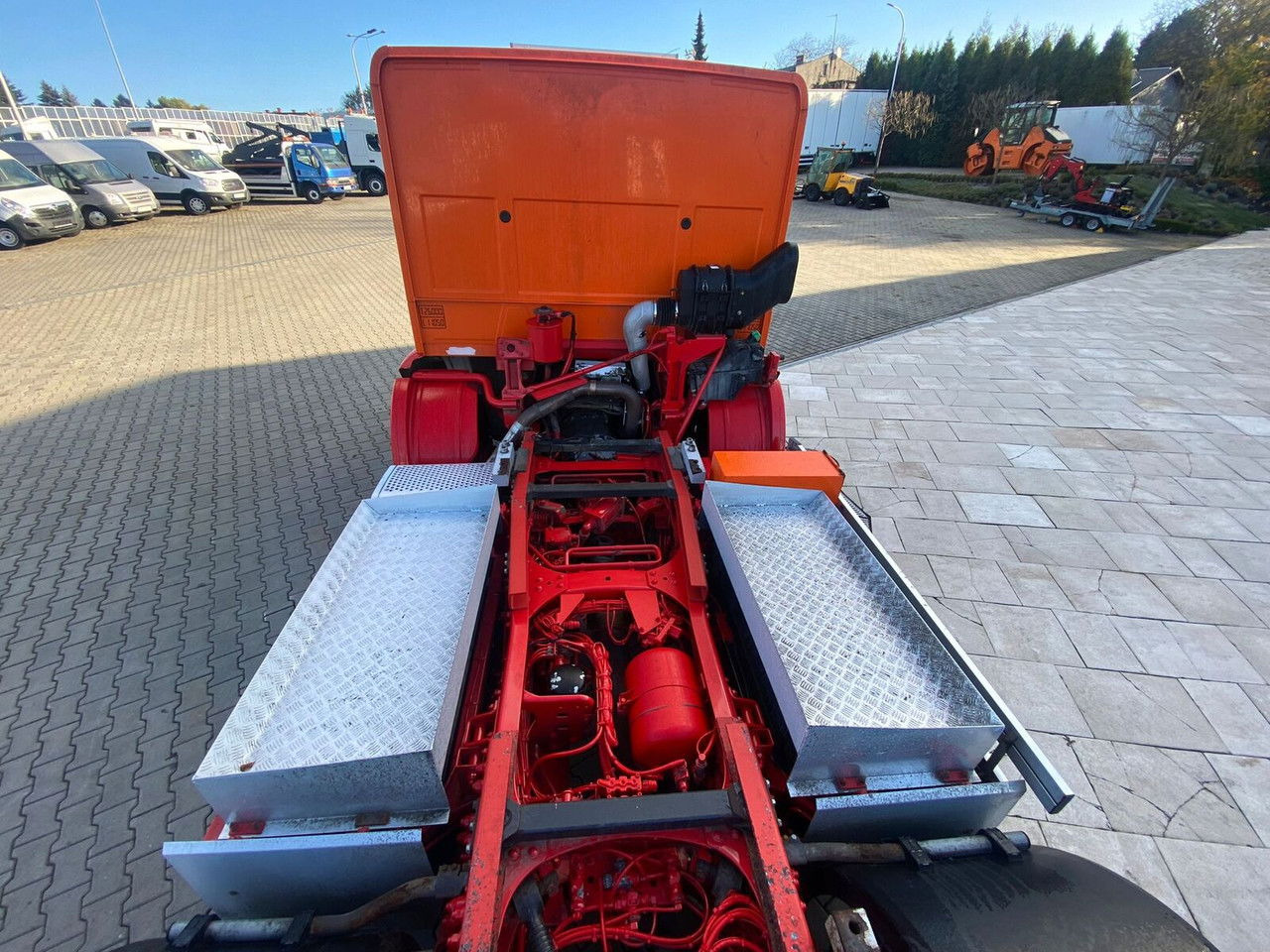 Camión chasis Mercedes-Benz Eqonic 2628 - 1 Owner - Euro6 - LOW KM: foto 13 Camión chasis Mercedes-Benz Eqonic 2628 - 1 Owner - Euro6 - LOW KM: foto 13