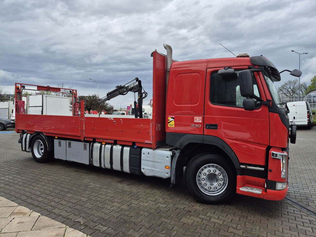 Volvo FM 330 Webasto / HDS Hiab / 1 Owner - Camión caja abierta, Camión grúa: foto 5 Volvo FM 330 Webasto / HDS Hiab / 1 Owner - Camión caja abierta, Camión grúa: foto 5