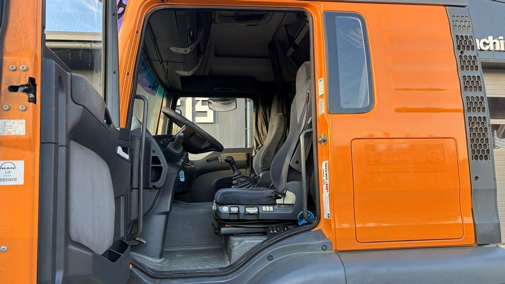Cabeza tractora MAN TGA 18.430 4x2 tractor unit - new tyres: foto 14