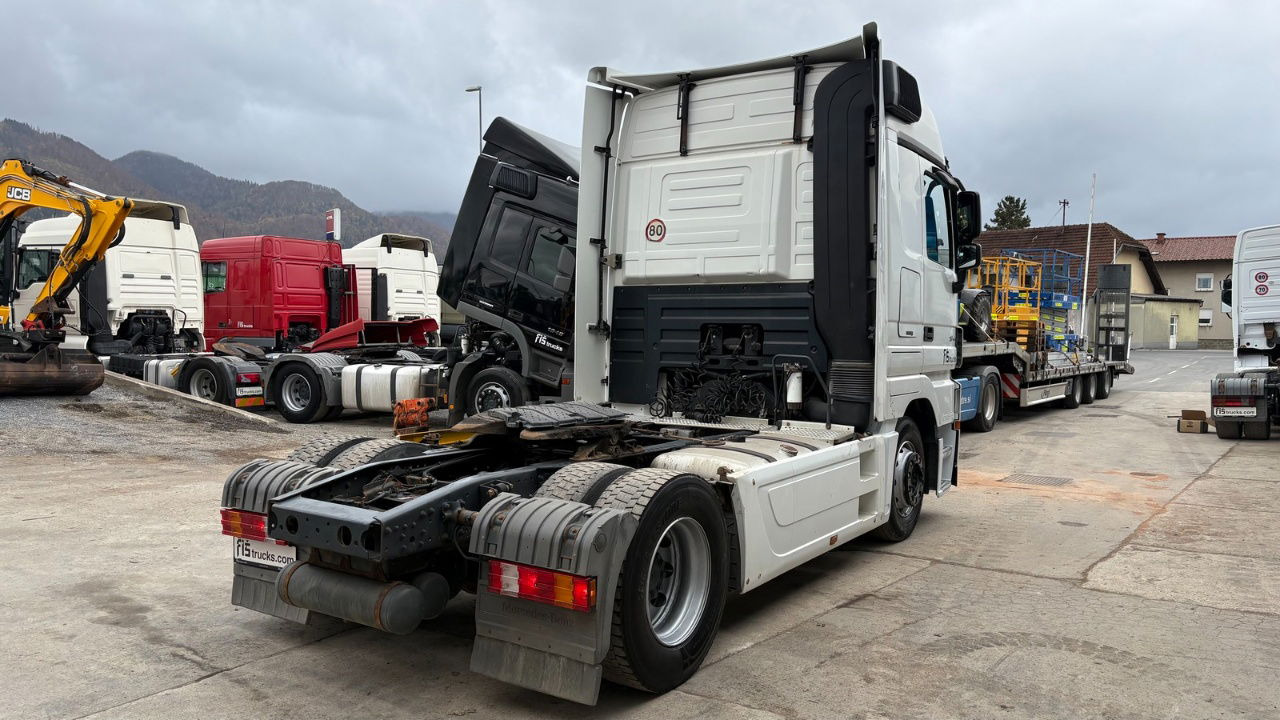 Mercedes-Benz Actros 1844 4x2 - tractor unit - retarder - Cabeza tractora: foto 3 Mercedes-Benz Actros 1844 4x2 - tractor unit - retarder - Cabeza tractora: foto 3