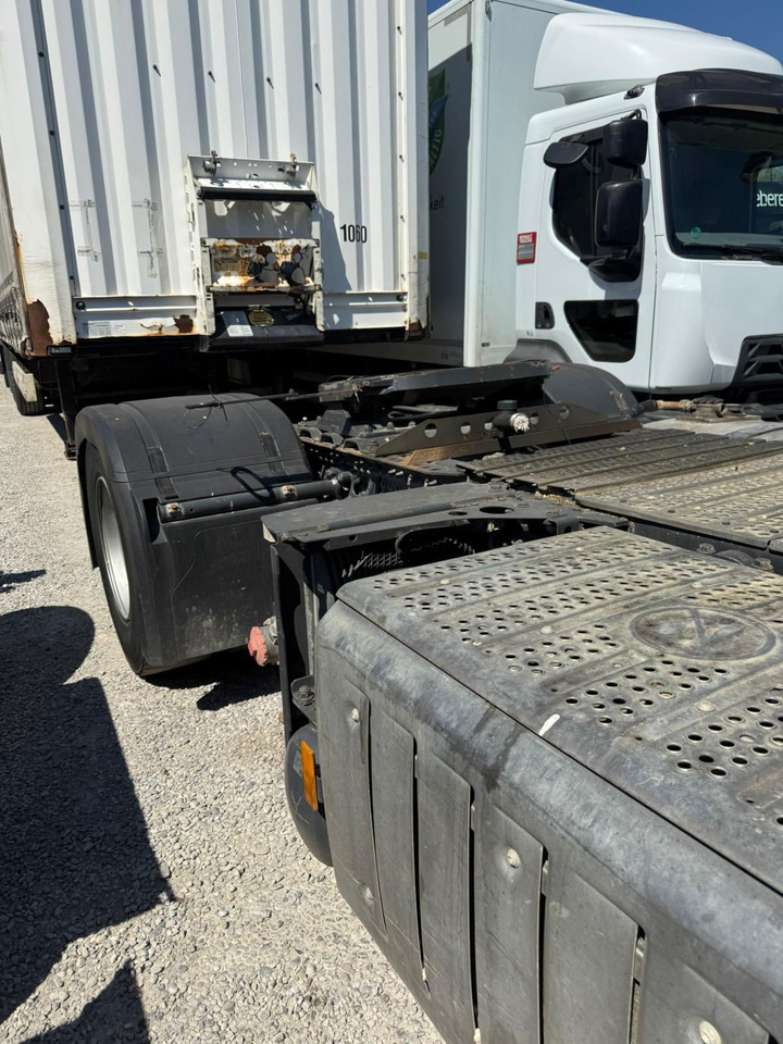 Mercedes-Benz Arocs 1851 LS HAD 4X4 - Euro 6 - retarder - tipper hydraulics - Cabeza tractora: foto 4 Mercedes-Benz Arocs 1851 LS HAD 4X4 - Euro 6 - retarder - tipper hydraulics - Cabeza tractora: foto 4