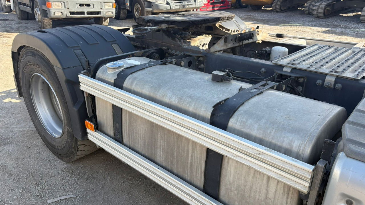 Volvo FH 460 4x2 tractor unit - tipper hydraulics - Cabeza tractora: foto 4 Volvo FH 460 4x2 tractor unit - tipper hydraulics - Cabeza tractora: foto 4