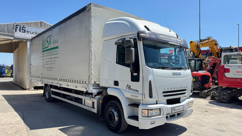 Iveco EuroCargo 160 E24 4X2 tarpaulin - air condition - Camión lona: foto 3 Iveco EuroCargo 160 E24 4X2 tarpaulin - air condition - Camión lona: foto 3