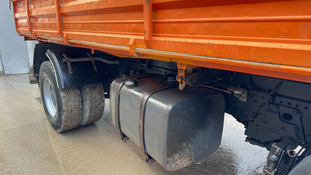 MAN 19.463 4x2 tipper - spring - Camión volquete: foto 4 MAN 19.463 4x2 tipper - spring - Camión volquete: foto 4