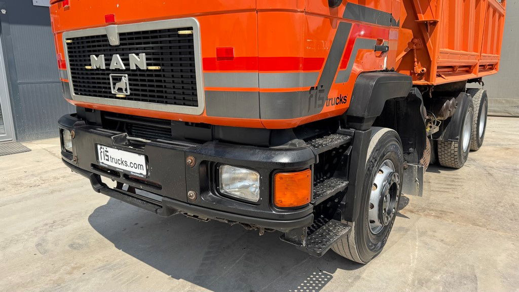 MAN 26.372 6x4 meiller tipper - Camión volquete: foto 2 MAN 26.372 6x4 meiller tipper - Camión volquete: foto 2