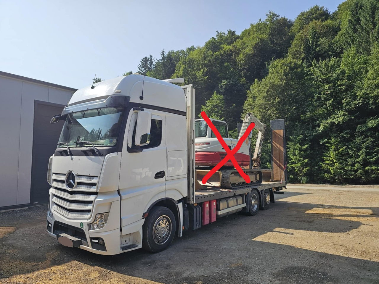 Mercedes-Benz Actros 2545 6x2 transporter - steering axle - 7.8M - Camión portavehículos: foto 4 Mercedes-Benz Actros 2545 6x2 transporter - steering axle - 7.8M - Camión portavehículos: foto 4