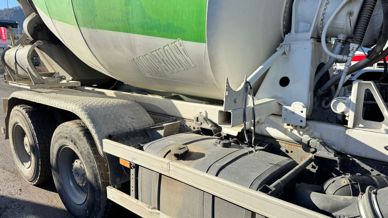 Mercedes-Benz Actros 2636 6x4 mixer stetter 7m3 - Camión hormigonera: foto 4 Mercedes-Benz Actros 2636 6x4 mixer stetter 7m3 - Camión hormigonera: foto 4