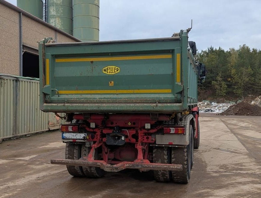 Mercedes-Benz Actros 2651 6X4 meiller bordmatic tipper - Camión volquete: foto 5 Mercedes-Benz Actros 2651 6X4 meiller bordmatic tipper - Camión volquete: foto 5