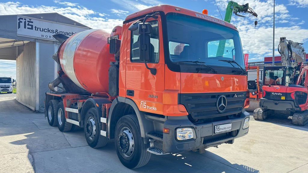 Mercedes-Benz Actros 3241 8x4 mixer 9m3 - Camión hormigonera: foto 3 Mercedes-Benz Actros 3241 8x4 mixer 9m3 - Camión hormigonera: foto 3