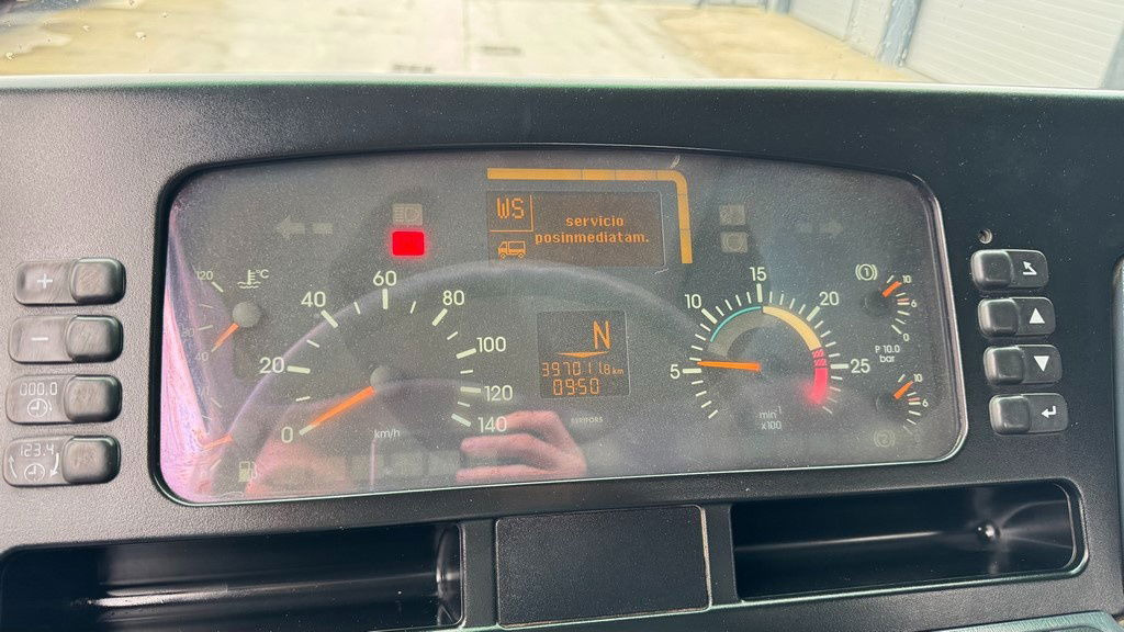 Camión chasis Mercedes-Benz Actros 3331 B 6x4 chassis - big axle: foto 26