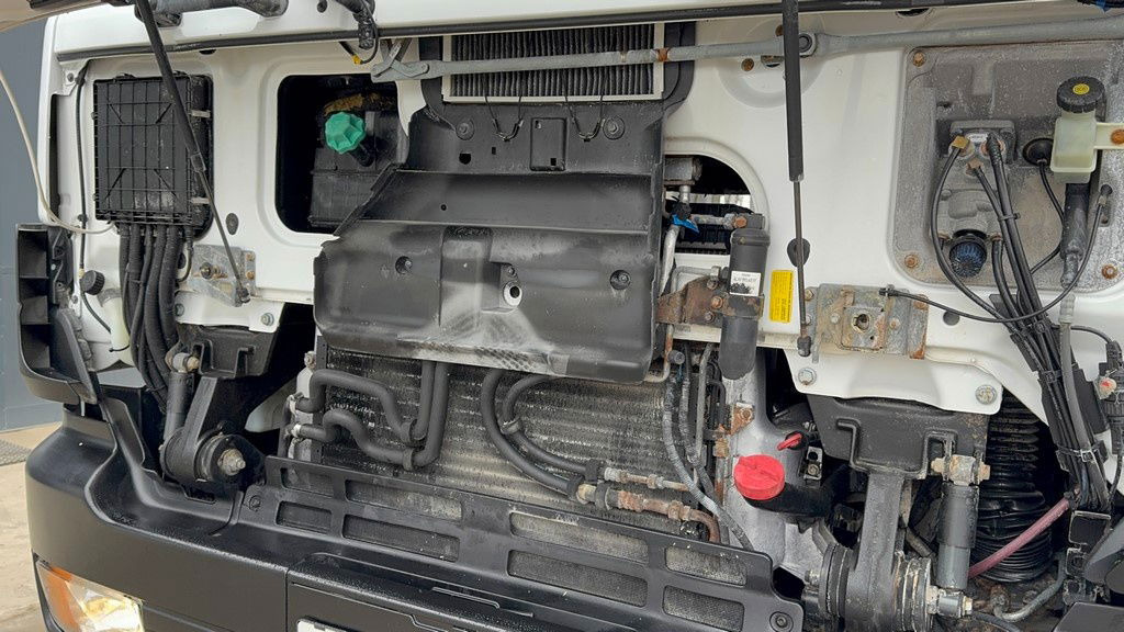 Camión chasis Mercedes-Benz Actros 3331 B 6x4 chassis - big axle: foto 22