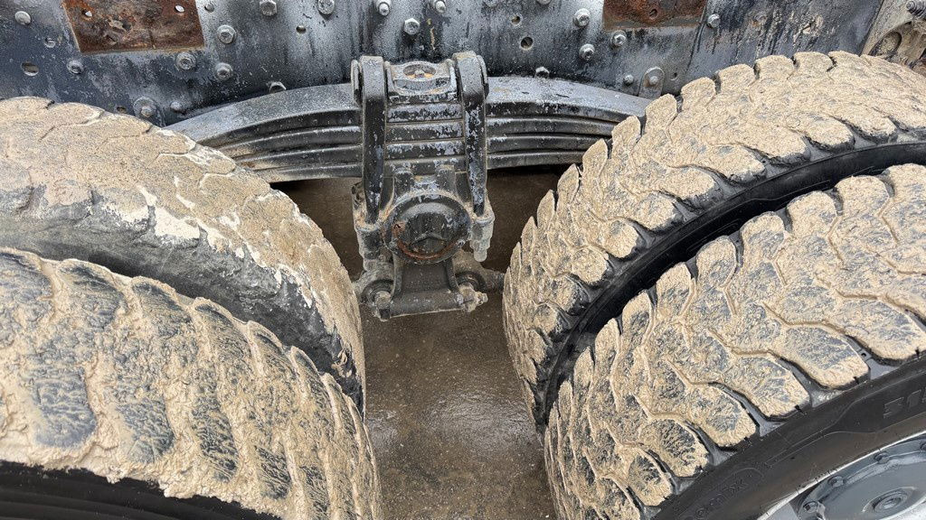 Camión chasis Mercedes-Benz Actros 3331 B 6x4 chassis - big axle: foto 8