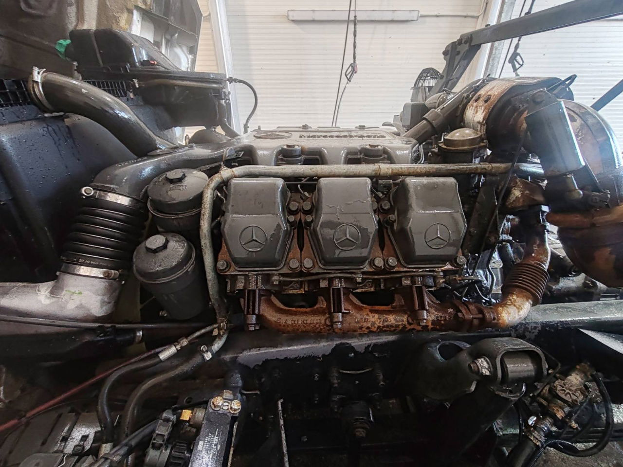 Camión chasis Mercedes-Benz Actros 3331 B 6x4 chassis - big axle: foto 19