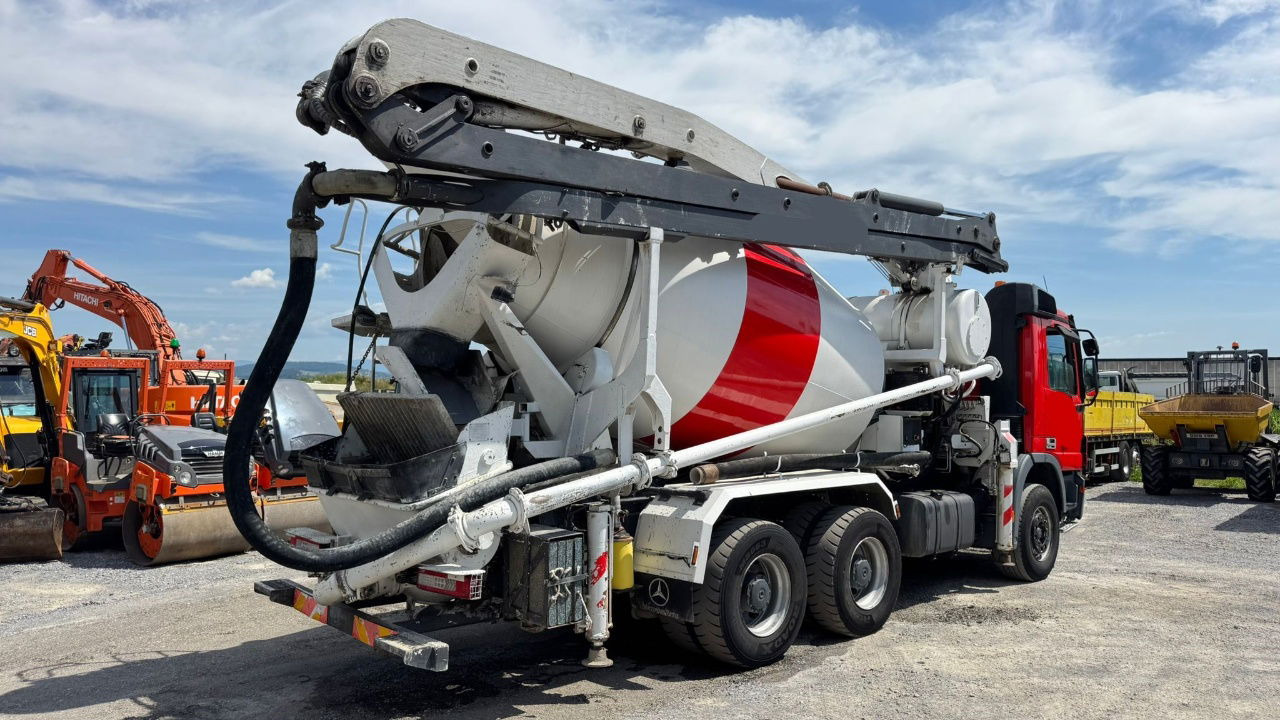 Mercedes-Benz Actros 3341 6x4 7m3 + 24m Cifa - Camión hormigonera: foto 4 Mercedes-Benz Actros 3341 6x4 7m3 + 24m Cifa - Camión hormigonera: foto 4