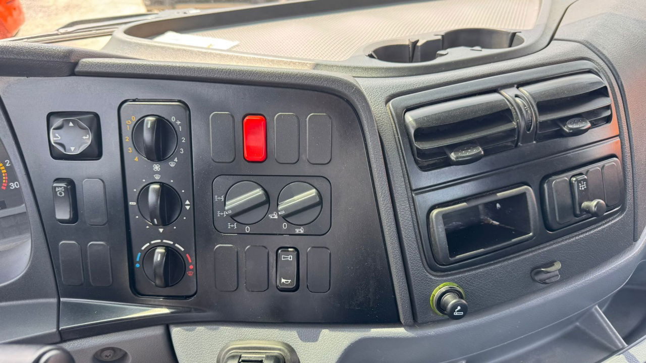 Camión volquete Mercedes-Benz Axor 1829 K 4x4 meiller tipper - Spring: foto 22