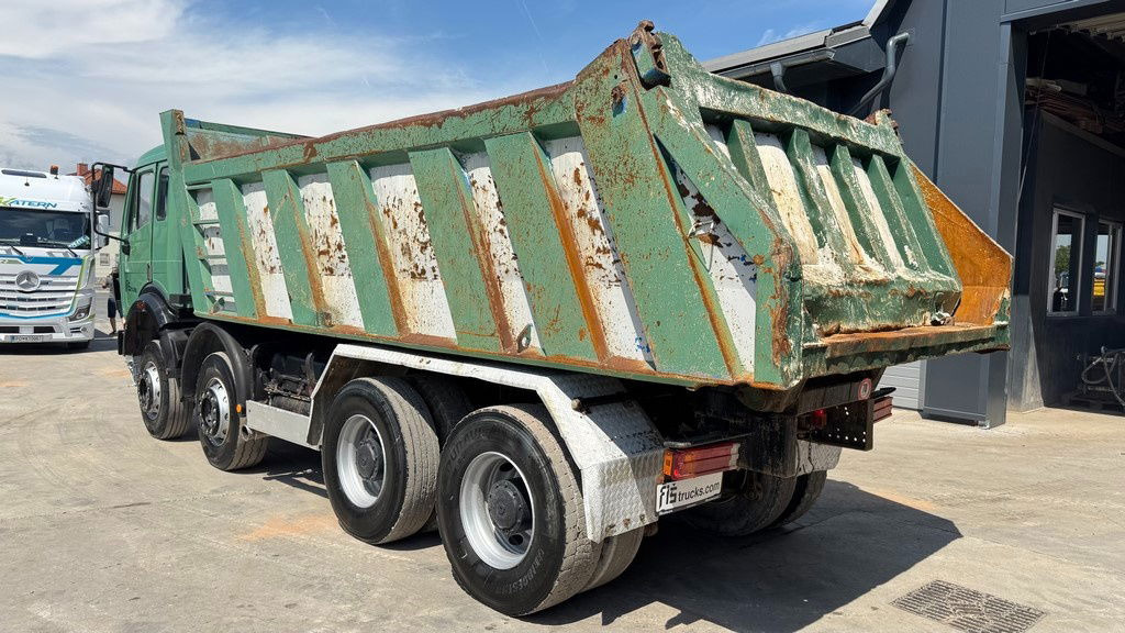 Mercedes-Benz SK 3235 8X4 tipper - V8 - Camión volquete: foto 5 Mercedes-Benz SK 3235 8X4 tipper - V8 - Camión volquete: foto 5