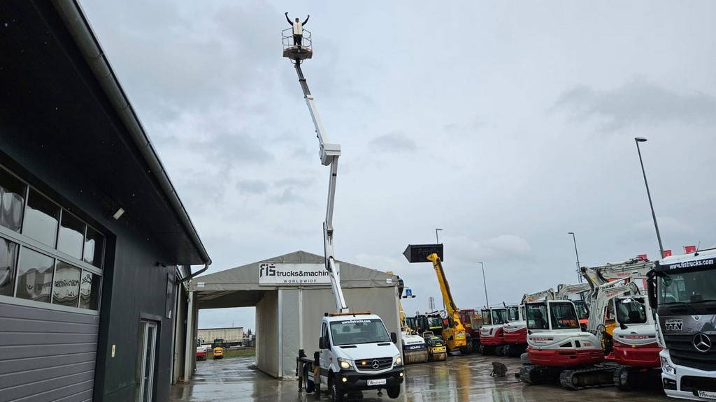 Camión con plataforma elevadora Mercedes-Benz Sprinter S 516 CDI - paflinger platform 24m - AC: foto 13