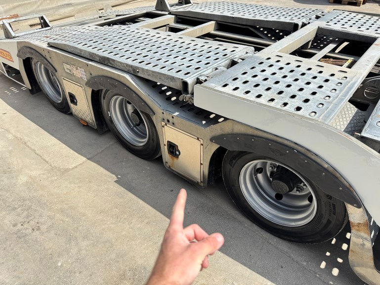 Leasing de Renault Premium 460 4x2 LKW transporter + rolfo trailer  Renault Premium 460 4x2 LKW transporter + rolfo trailer: foto 9
