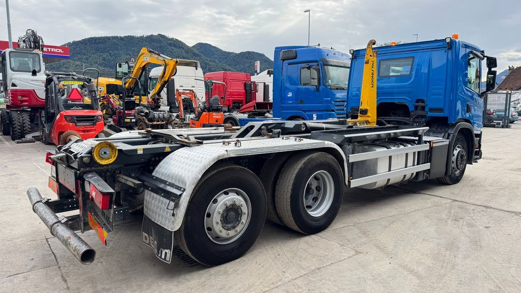 Scania P 360 6x2 palfinger abroll tipper - steering axle - Camión portacontenedore/ Intercambiable: foto 5 Scania P 360 6x2 palfinger abroll tipper - steering axle - Camión portacontenedore/ Intercambiable: foto 5