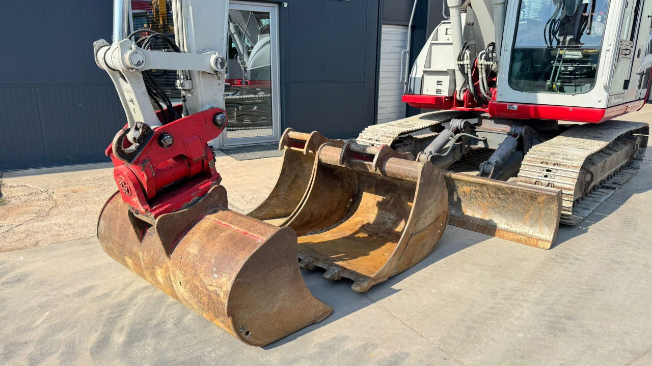 Takeuchi TB2150R - 2017 Year - Powertilt - 3X Buckets - Excavadora de cadenas: foto 5 Takeuchi TB2150R - 2017 Year - Powertilt - 3X Buckets - Excavadora de cadenas: foto 5