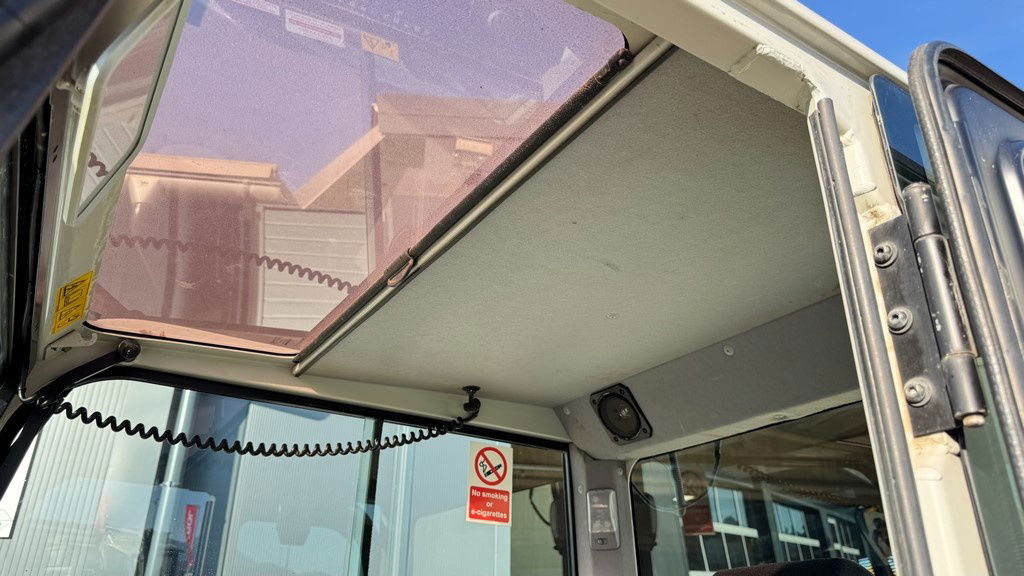 Miniexcavadora Takeuchi TB230 - 2019 Year - 2435 Hours - 2X Buckets - NEW Tracks: foto 13