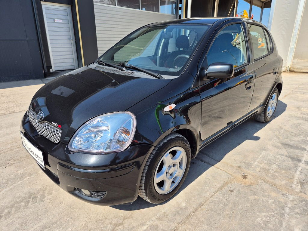 Toyota Yaris 1.3 - Petrol - 5 Doors - AC - Hatchback: foto 1 Toyota Yaris 1.3 - Petrol - 5 Doors - AC - Hatchback: foto 1