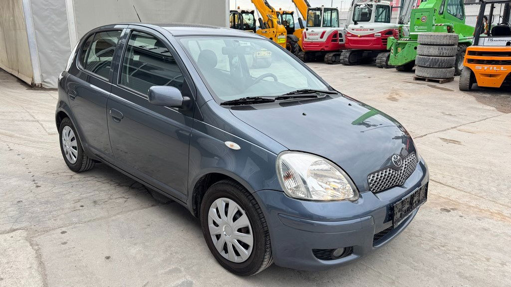 Toyota Yaris 1.3 - Petrol - 5 Doors - AC - Coche: foto 2 Toyota Yaris 1.3 - Petrol - 5 Doors - AC - Coche: foto 2
